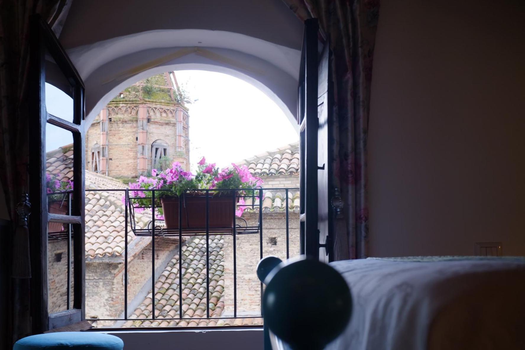 Dimora Amina Bed & Breakfast Лорето Апрутино Екстериор снимка